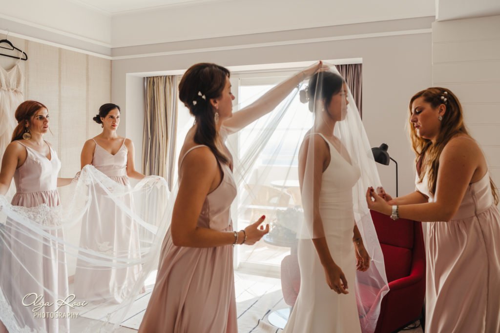 Pestana Alvor Praia wedding, bride getting ready - Olga Rosi Photography