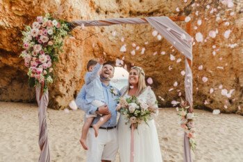 Elopement and micro weddings photographer in Portugal, beach wedding in Algarve, best wedding venues