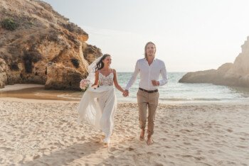 Elopement and intimate weddings photographer in the Algarve, Portugal