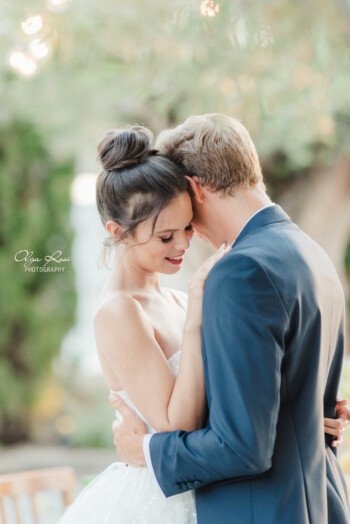 Wedding photography celebration at casa velha bovino steakhouse quinta do lago Algarve by Olga Rosi Photography